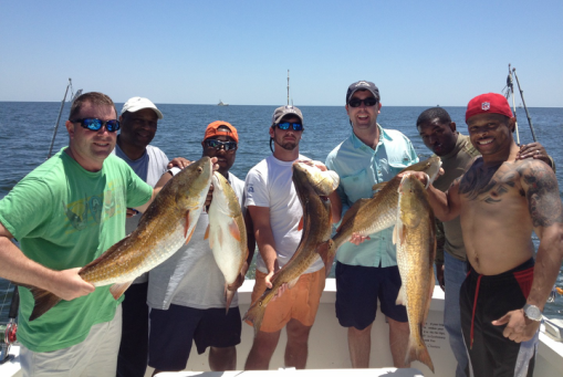 Head boat fishing: Experience the thrill of fishing through a fishing tour